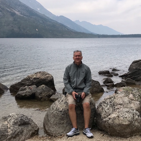 Meet your Posher, Kim - Picture 2 of 4